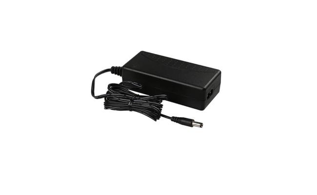 UNIVERSAL CHARGER 90W 3-24V  3PIN