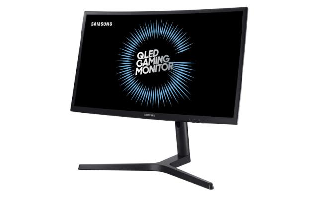 Samsung 24" Curved monitor FG73FQM with the fast and smooth gameplay
